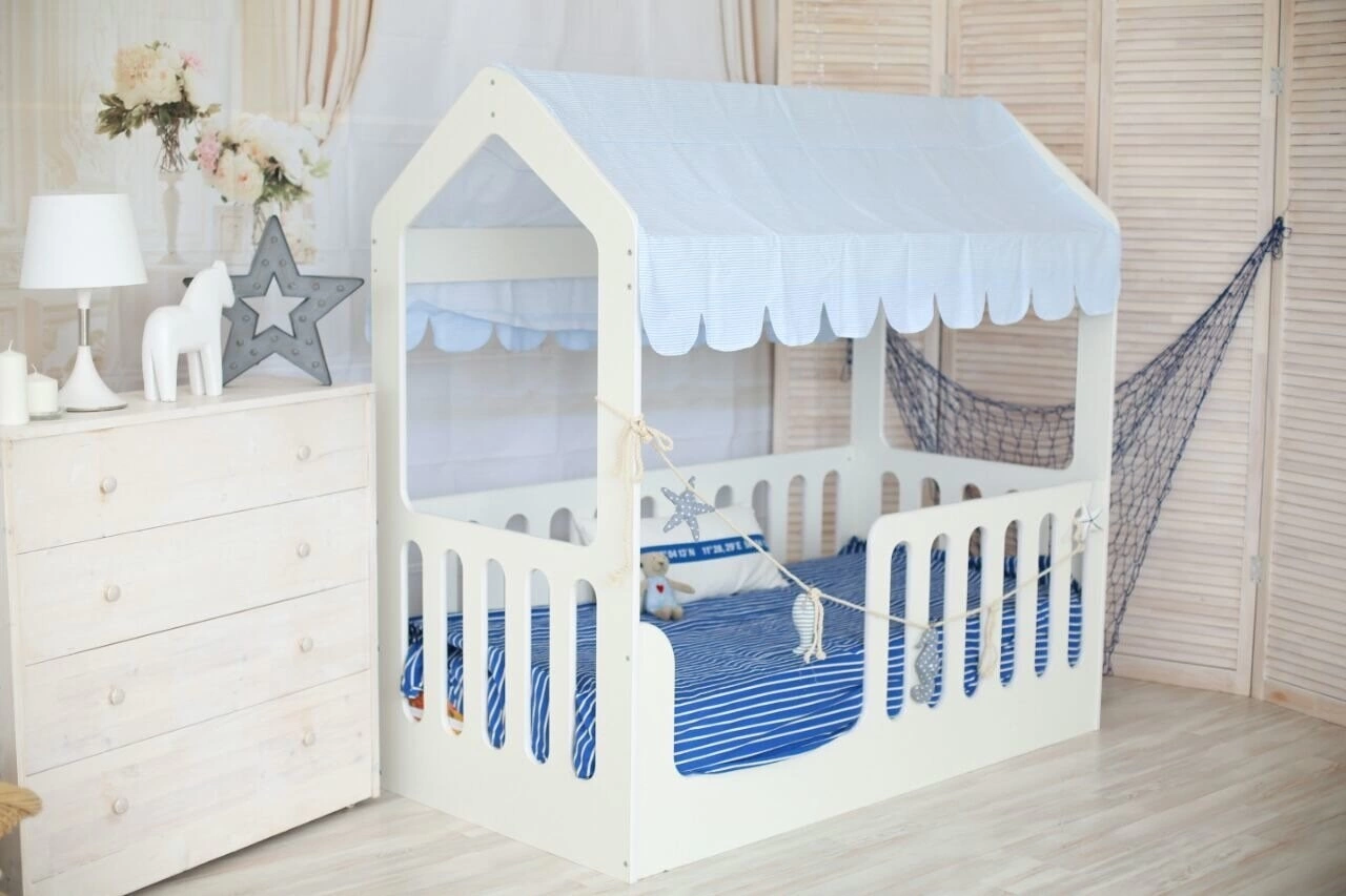 Кровать Сказка (Домик) Белая/Спальное Место 800 х 1600 мм